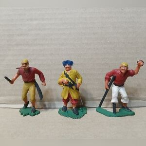 Vintage Lot of Pirates Miniature Plastic Action Figures Germany